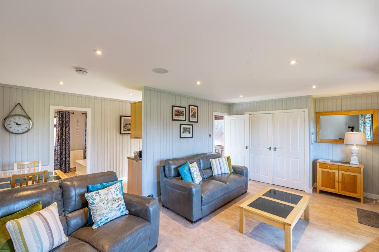 Bluebell Lodge 7 With Hot Tub Newton Stewart Exterior foto