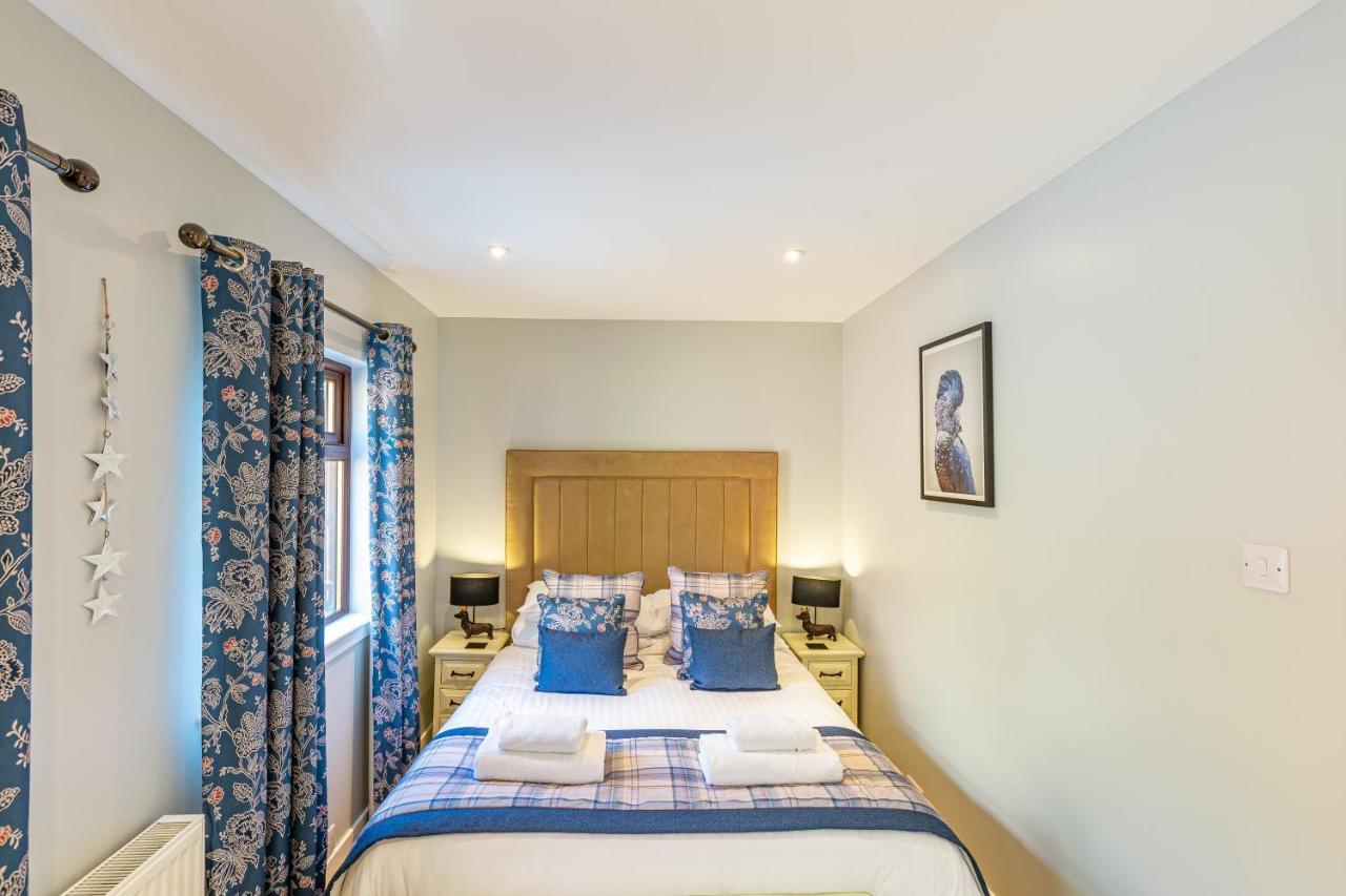 Bluebell Lodge 7 With Hot Tub Newton Stewart Exterior foto